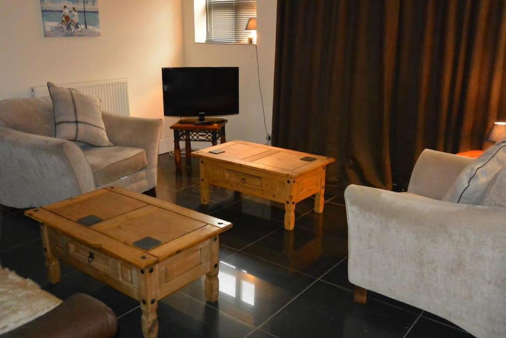 Hillfields Farm Barn - A Rural Equestrian Escape Apartment Ковънтри Екстериор снимка