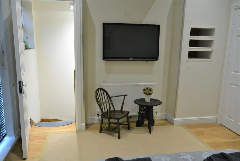 Hillfields Farm Barn - A Rural Equestrian Escape Apartment Ковънтри Екстериор снимка